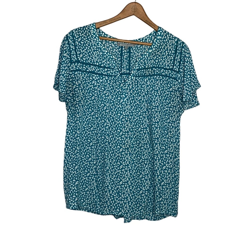 Anthropologie Large Daniel Rainn Blue White Lace Trim Flutter Sleeve Blouse Top